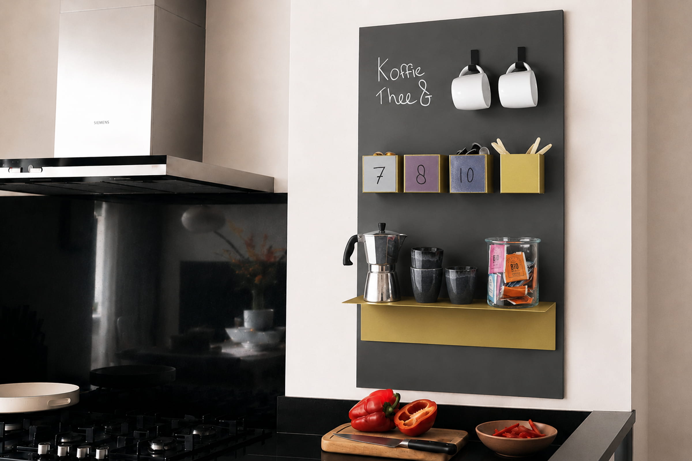 5 manieren om een magneetbord in de keuken te gebruiken