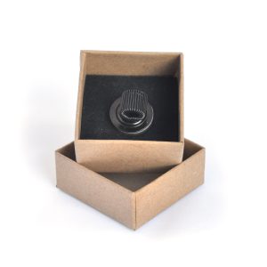 Magnetic marker holder in doos